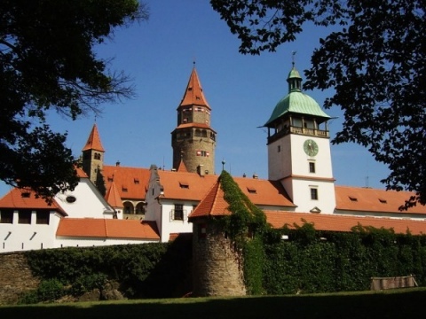 Tipy na výlety – Romantika středověkého feudálního sídla – hrad Bouzov